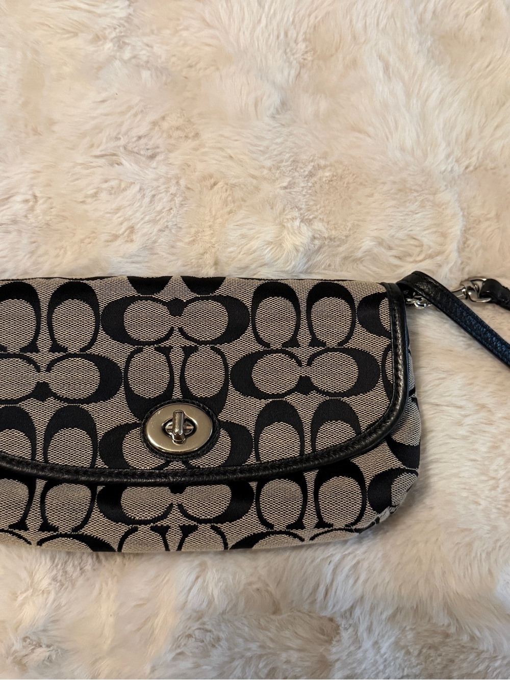 Coach Signature Canvas Turnlock Wristlet